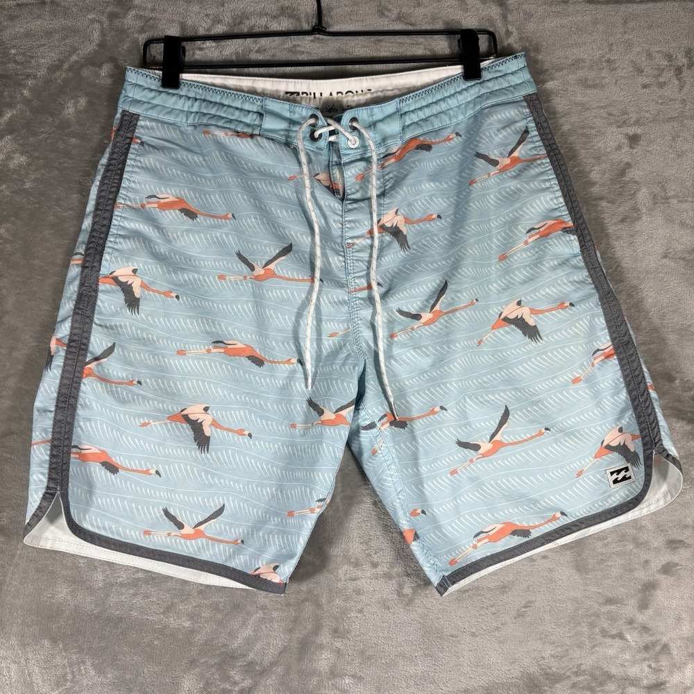 Billabong Recycler Men's Board Shorts 30 Aqua Flamingos Coastal Beach Surfer